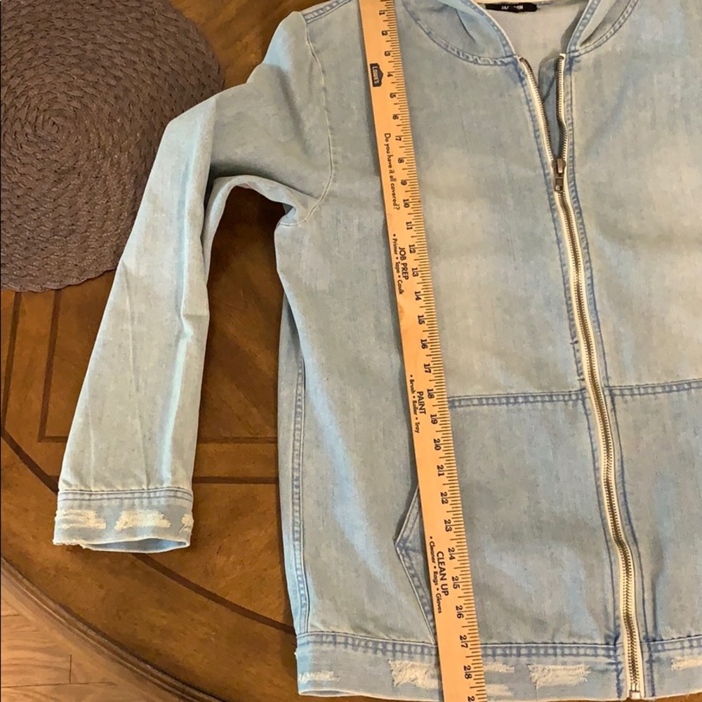 #Jacket Jackson - Picture 8 of 12